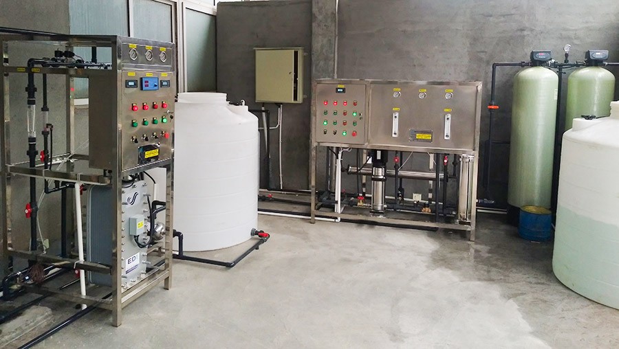 1.0T超純水設備
