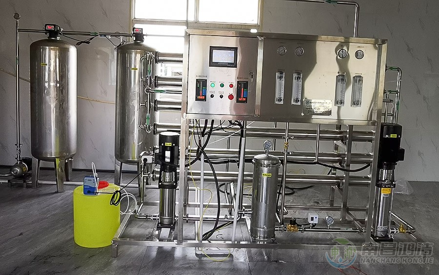 青山（shān）堂1.0噸二級反滲透設（shè）備